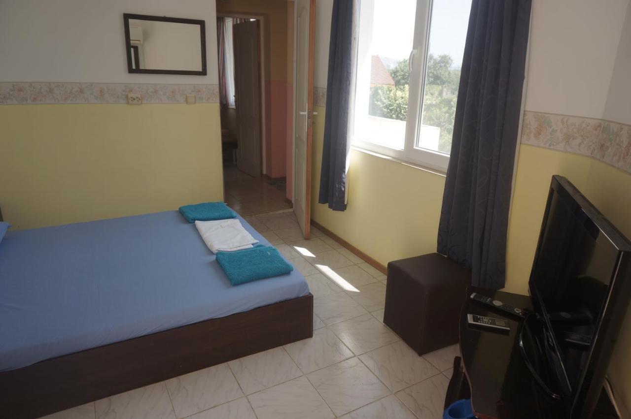 Lenny Hotel Kranevo Buitenkant foto