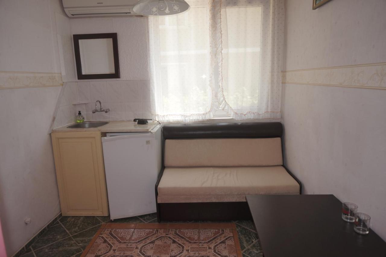 Lenny Hotel Kranevo Buitenkant foto