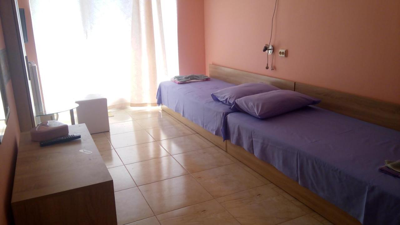 Lenny Hotel Kranevo Buitenkant foto
