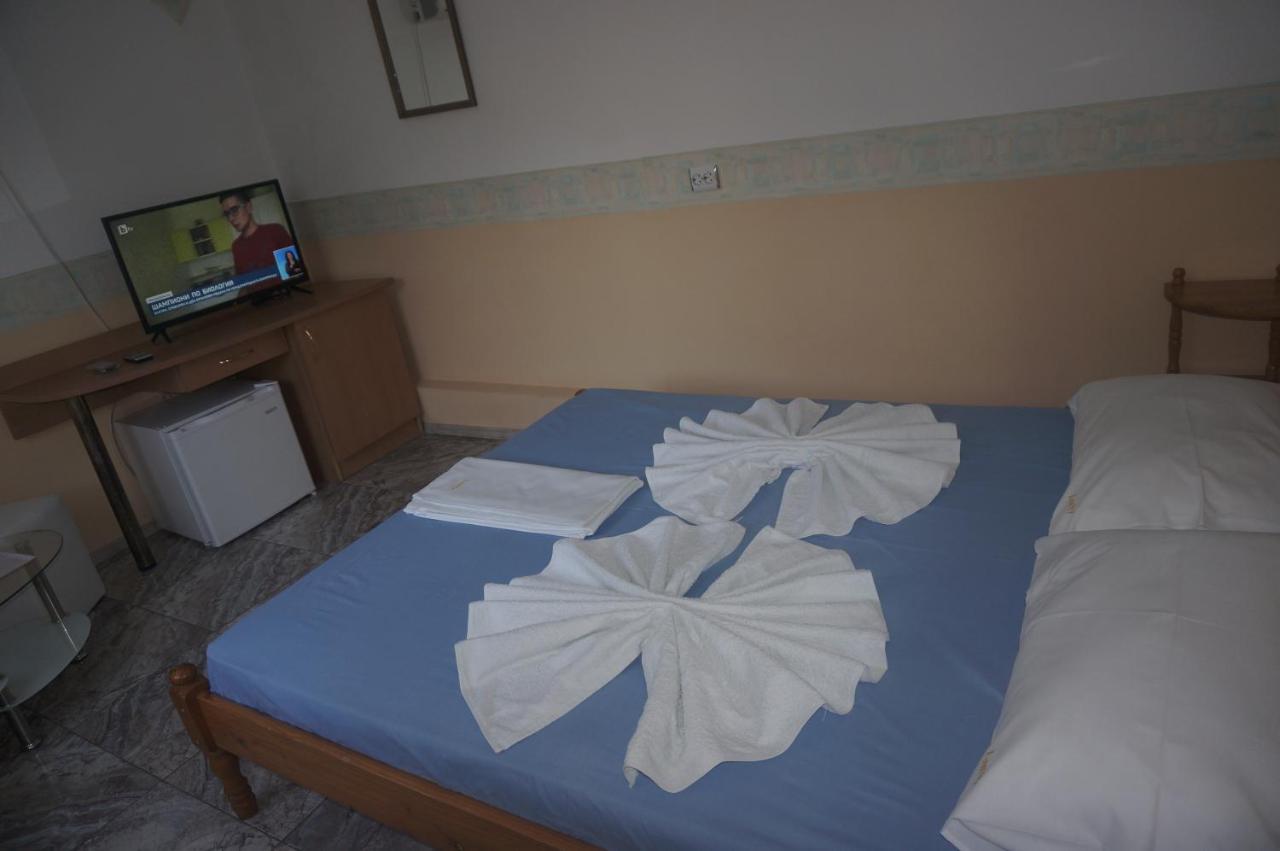 Lenny Hotel Kranevo Buitenkant foto
